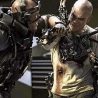Matt Damon in Elysium (2013) Movie Image